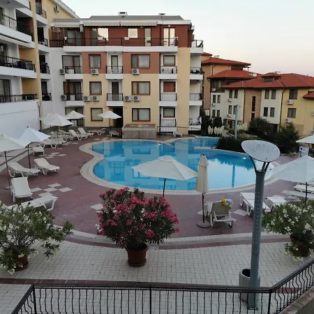 Garden Of Eden Panorama Apartment